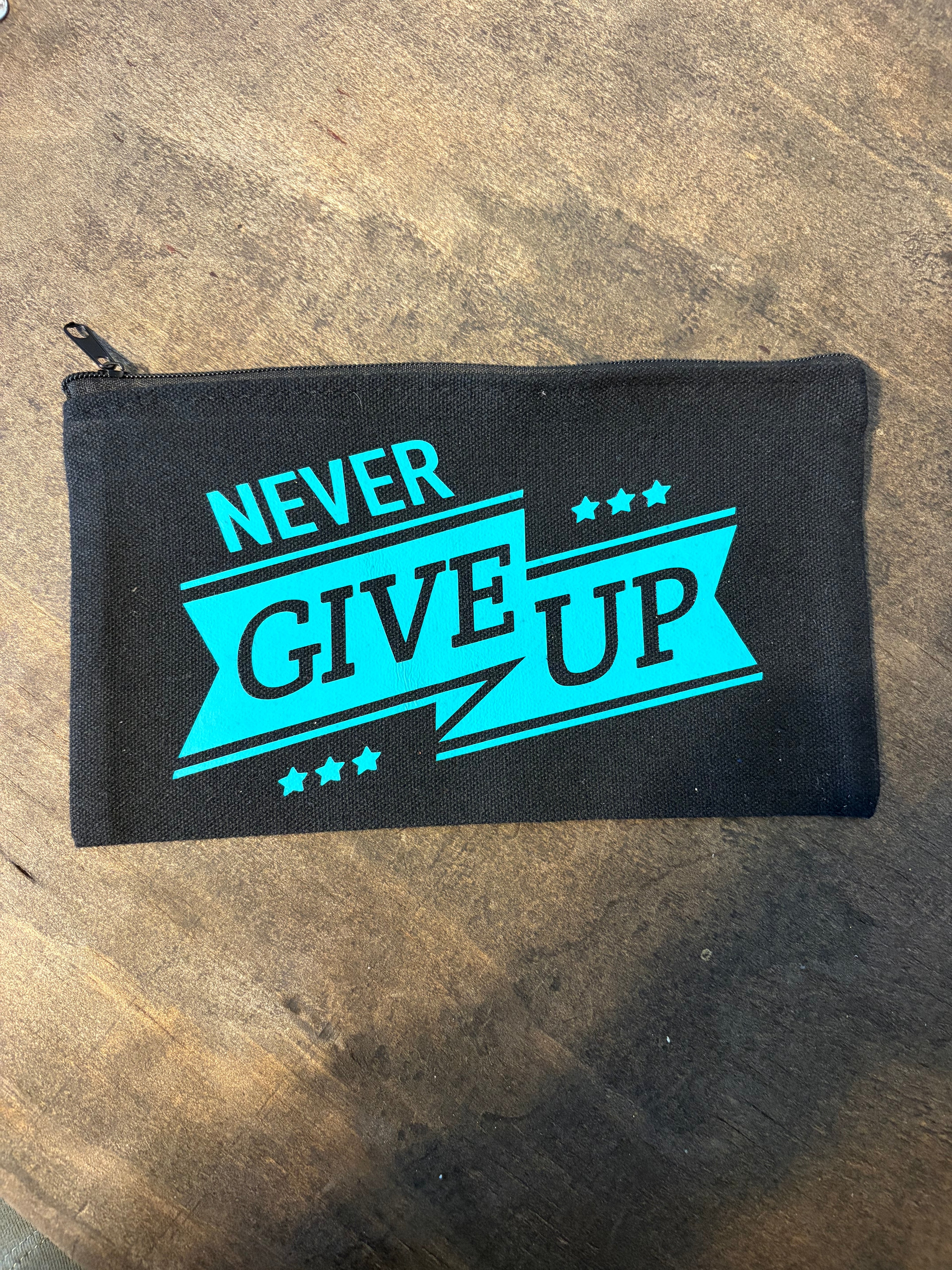 Never Give Up Pouch