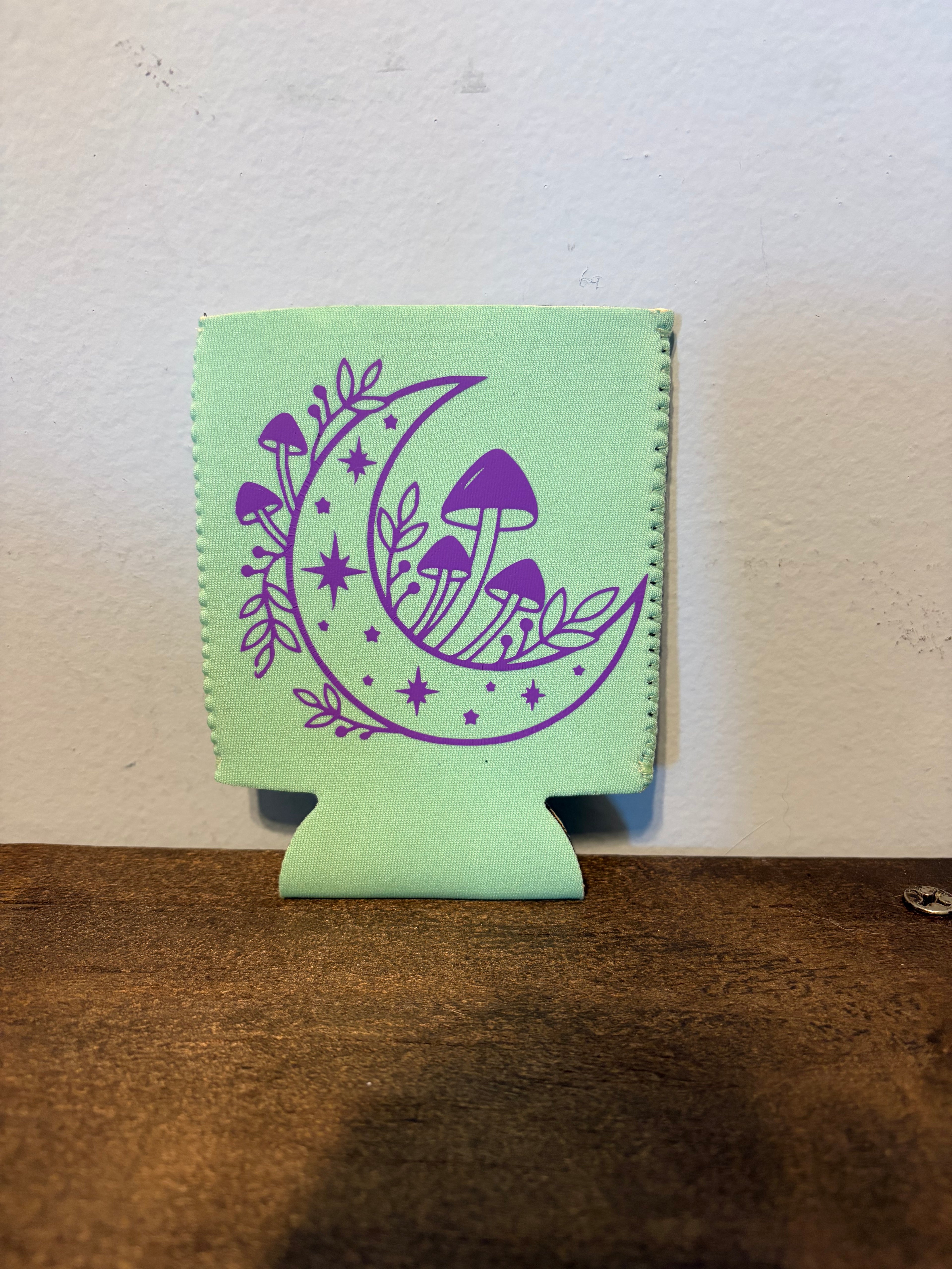Moon&Mushroom Koozie